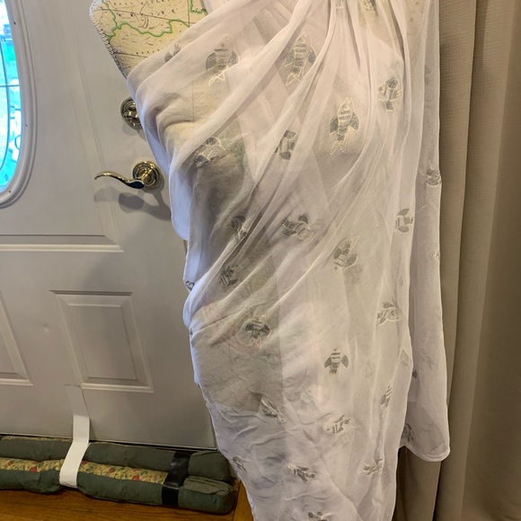 BNWOT White GlitterFishSarong/Beach Cover Up/Wrap - Picture 6 of 8